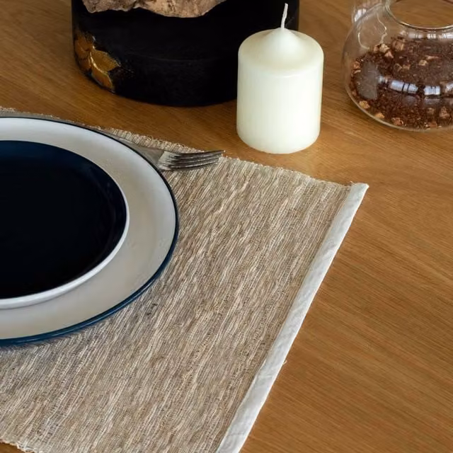 KDMK Rustic Rectangular Vetiver Roots Placemat in Beige and Brown