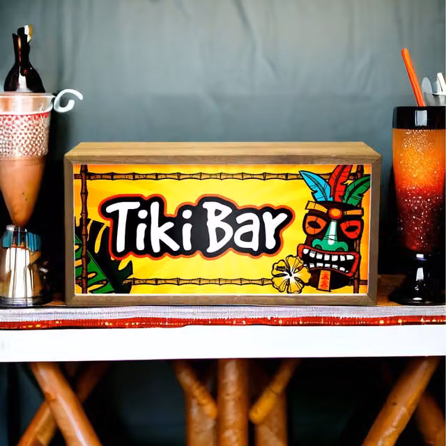 Echo Three Light Box Home Tiki Bar in Brown with LED Retro Wood Effect, W/D/H: 30 x 30 x 15 cm